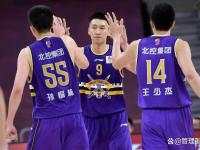 库里转会到哪个球队-米兰体育