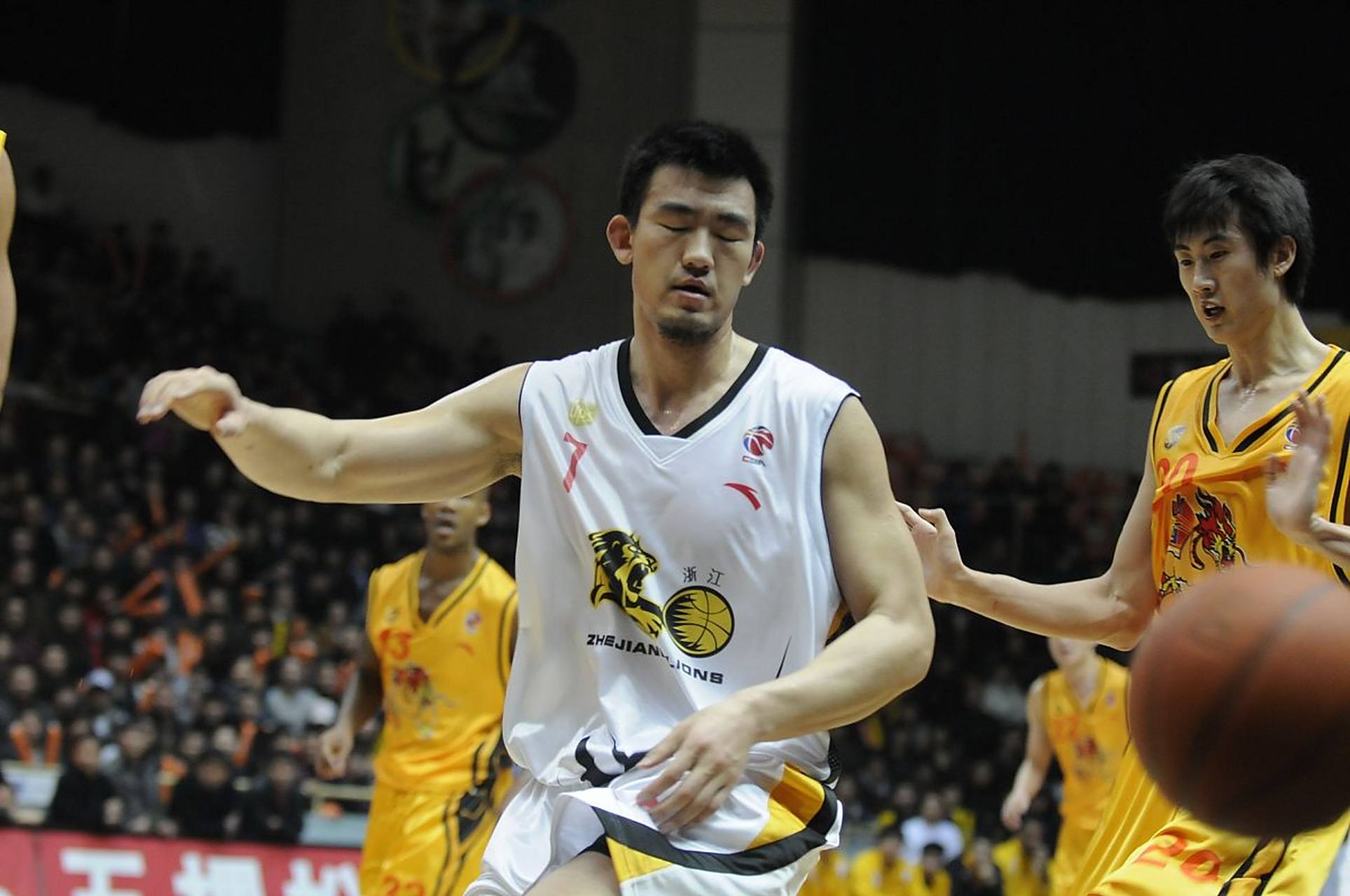 关于赛地聚焦——CBA常规赛关键战热度飙升；北京国安主帅复盘；引发热议；医务组通报恢复的信息-米兰娱乐官网