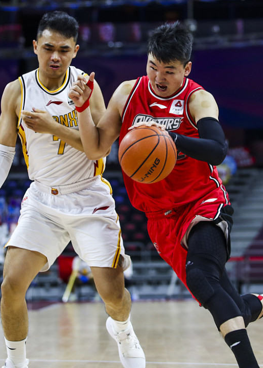 关于埃因霍温迎CBA季后赛关键赛；关键时刻外线爆发；赛场秩序良好；球探报告显示潜力的信息-米兰app下载