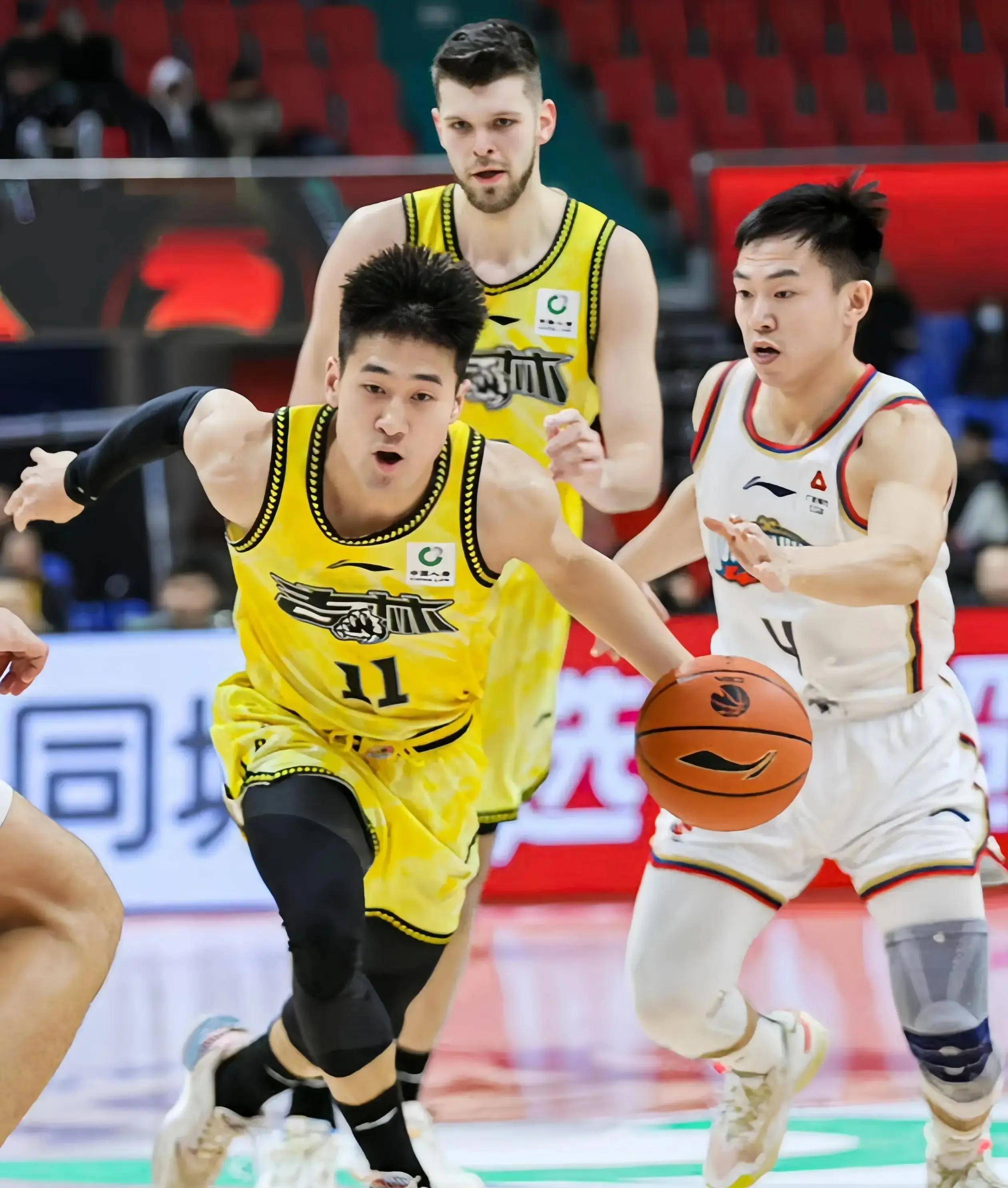 包含CBA常规赛今晨走向成谜，上海申花遗憾出局，质疑声仍在，团队化学反应显著的词条-米兰娱乐体育