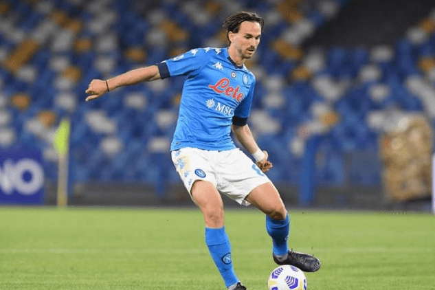  那不勒斯四部曲关系图 -米兰体育