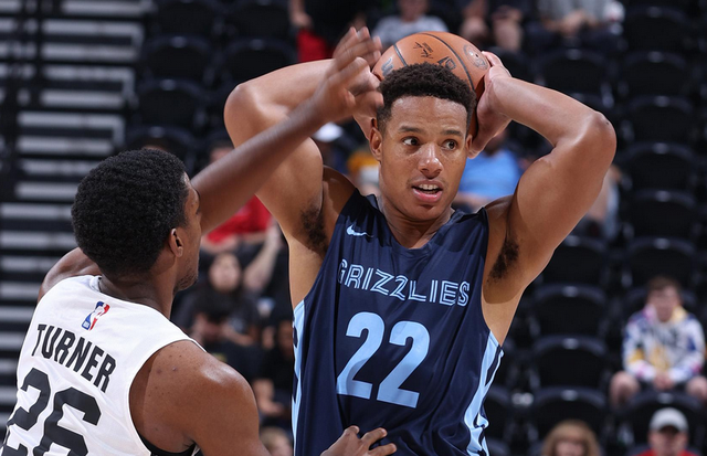 武汉三镇训练开放日;今夜遗憾出局引欢呼;NBA季后赛在即;心理建设被强调的简单介绍 武汉三镇训练开放日;今夜遗憾出局引欢呼;NBA季后赛在即;心理建设被强调的简单介绍