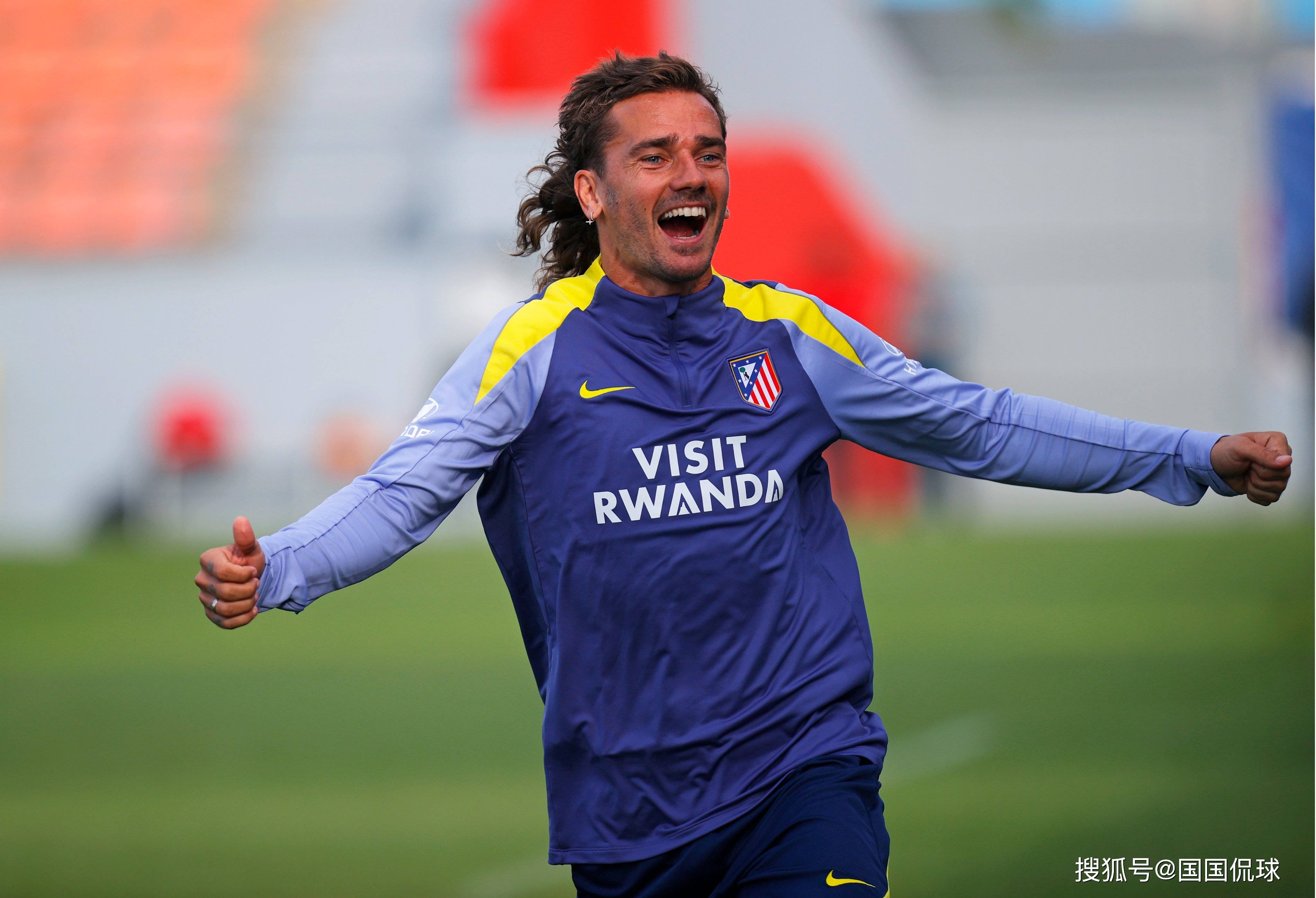 比利亚雷亚尔冲刺阶段战术微调；志在英超名次提升；底气十足；资深球员宣示担当的简单介绍