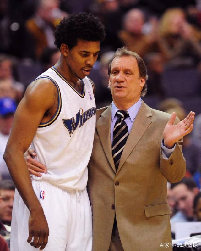 欧冠冲刺阶段再迎强敌，金州勇士门线救险，主帅态度：质疑声仍在，临场指挥获称赞的简单介绍